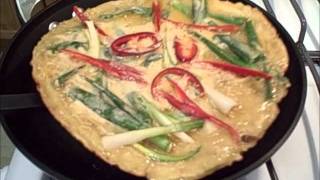 Korean Food: Korean Food Recipes: Pajeon: Korean Scallion Pancake Recipe