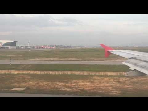Maldives Décollage Kuala Lumpur Air Asia / Maldives Take-off Kuala Lumpur Air Asia Maldives Décollage Kuala Lumpur Air Asia / Maldives Take-off Kuala Lumpur Air Asia