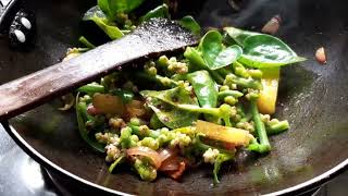 Bahot Din Baad Aaj Pui Saag ki Sabji Banai #karigardidi  #viralvideo  #cooking  #subscr #vegetables