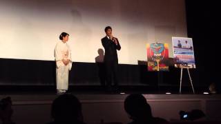 吉永小百合さん、阿部寛さんモントリオール映画祭で舞台挨拶。吉永小百合さんが完璧なフランス語でスピーチ。