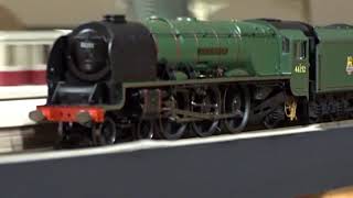 Hornby Dublo City of Leicester with eight Bachmann Mk 1s