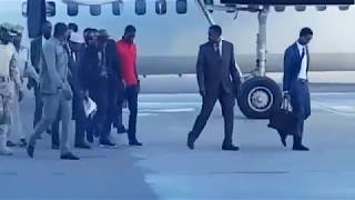 Farmaajo oo kasoo laabtay Cadaado ayaa dib ugu noqday Muqdisho