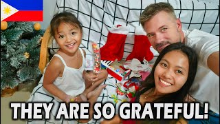 Foreigner's 1st Christmas With His New Filipina GF \u0026 Daughter