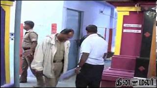 Jewels Theft in Kovai Rathanapuri Karumari Amman Temple - Dinamalar Sep 14th 2013 News in Video