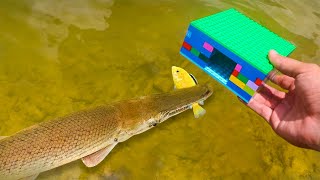 Lego Fish-Trap Attacked By Vicious Fish Eater!!