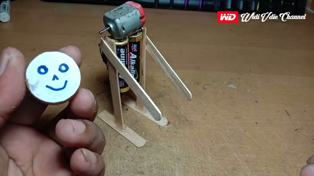 DIY Cara Membuat ROBOT Mini Bisa Berjalan Dengan Mudah Easy Science ...