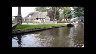 Giethoorn - The Venice of Holland - Village without streets - Overrijssel - Netherlands