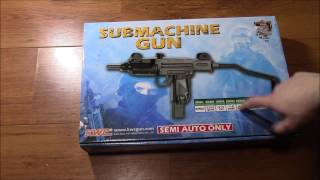 KWC Mini Uzi unboxing