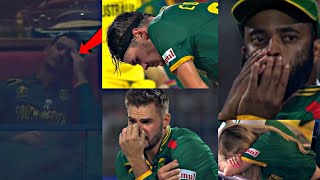 Quinton Dekock, Miller, South Africa players crying after they lost the SEMi FINAL against Australia