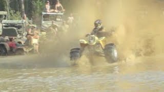 UNBELIEVABLE ATV STUNT!!! CBR 600 ENGINE! WATER SKIMMING!