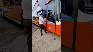 CARA MEMBUKA PINTU DRIVER BUS ROSALIA INDAH #rosaliaindahtransport #rosaliaindah