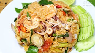 วิธีทำข้าวผัดต้มยำทะเล กินเองที่บ้าน Seafood Tom Yum Fried Rice