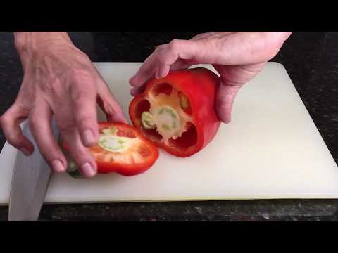 Two ways to cut peppers for stuffing Two ways to cut peppers for stuffing