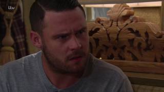 Robert Tells Aaron It Was Ross Who Shot Him - Emmerdale