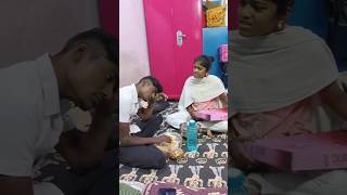 🥹கணவனின் கஷ்டத்தை புரிந்து கொள்ளாத மனைவி 🥹#viral #trending #shorts #husbandwife #tamil#feelitreelit