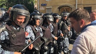 Moscow police arrest over 1,000 protesters