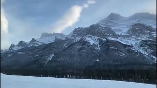 The Road to Banff 🏔️🌲 Breathtaking Rocky Mountain Views! #Shorts