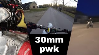 Ma dirt a le démon avec ce carburateur 30mm pwk