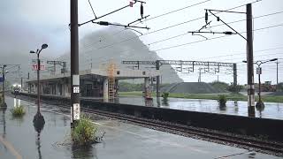 台鐵TRA-4026次區間快車，樹林發車後經由北迴線開往花蓮。EMU902編組。