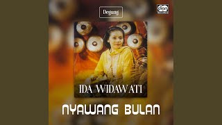 Nyawang Bulan