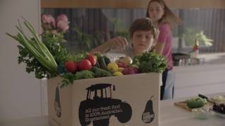 Aussie Farmers Direct Tractor Mum WW freshbox and Simple \u0026 Fresh Dinnerbox - 15 sec