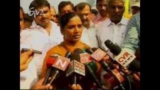 Paritala Sunitha meets Chandrababu Naidu in Warangal, discusses on Sriram arrest