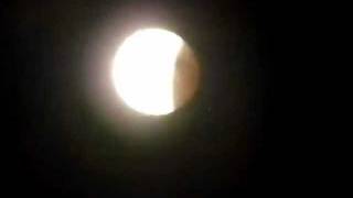 TIME LAPSE OF LUNAR ECLIPSE 12/21/10
