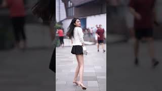 多看几眼都看不够这样甜美的小姐姐 #成都街! 抖音街拍穿搭 / Mejores Street Fashion Douyin China