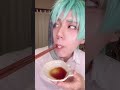 フロイドがジェイドのたたきを食す共食い動画