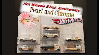Hot Wheels 52nd Anniversary Pearl and Chrome with Chase Car | Hot Wheels