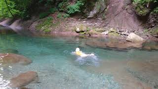 木の俣渓谷にて水遊び_１