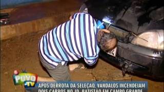 Após derrota da seleção, vândalos incendeiam dois carros na Capital