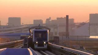 ゆりかもめ新豊洲駅 〜東京ベイエリアに沈む夕日〜