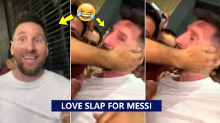 😂Messi is Lovingly Slapped by a Fan in the Huge Argentina Crowd Outside Restaurant!