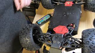 Steering servo installation and alignment on MT10E