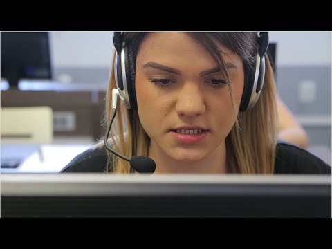 What education do customer service representatives need?