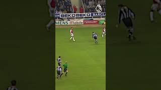 Bergkamp starts & ends Arsenal move with THAT goal