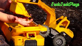 Construction Trucks for Children: Tonka Toy Excavator Dump Truck Grader Construction Vehicles play