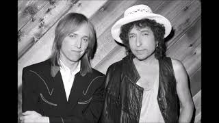 Tom Petty with Bob Dylan - Knockin' on Heaven's Door - Holmdel, New Jersey August 10, 2003