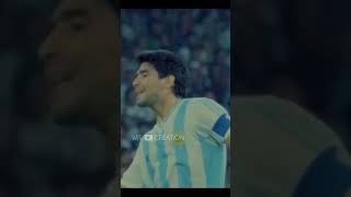 Ronaldinho-Roberto Carlos vs Messi-Maradona