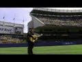 Paul Simon sings 