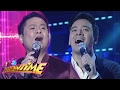 It's Showtime: Erik Santos and Ogie Alcasid sing 