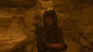 Nancy reload her gun using the sight 🤔🤷 - stranger things finale