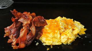 How to Make Scrambled Eggs and Bacon on a Griddle - Easy Beginner Griddle Breakfast