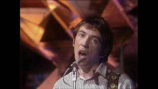 Buzzcocks - Ever Fallen In Love (With Someone You Shouldn’t’ve?) (TOTP, 1978)