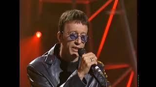 Bee Gees — I Started A Joke (Live at "An Audience With.." / ITV Studios London 1998)