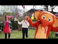 Barnas 17.-mai-fest - Dans til Dovre faller - Lær deg dansen - NRK Super