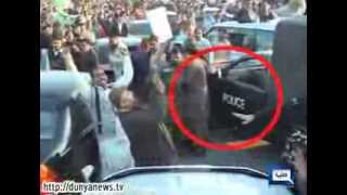 Dunya News-Gujranwala:Displaying Weapons and Heavy Firing On Arrival Khurram Dasitgir Khan