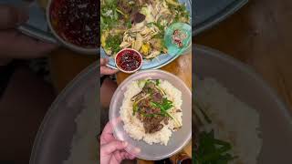 Thưởng thức đặc sản GÀ LÊN MÂM