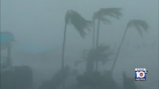Hurricane Ian pounds Florida's west coast with ponding rain, wind and storm surge